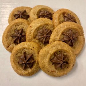 Peanut Butter Blossoms 12 ct