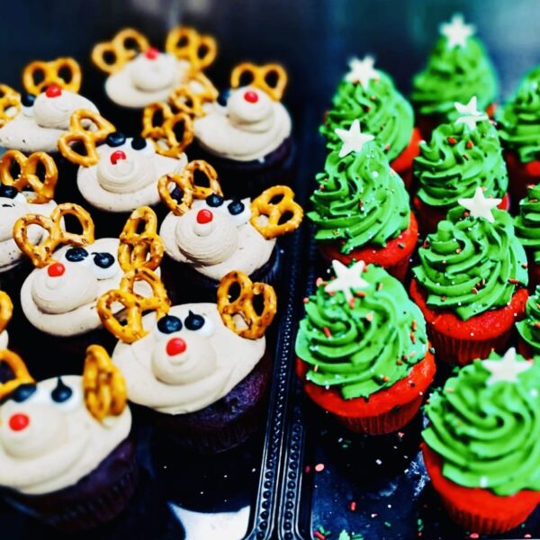 Reindeer/Tree Cupcakes